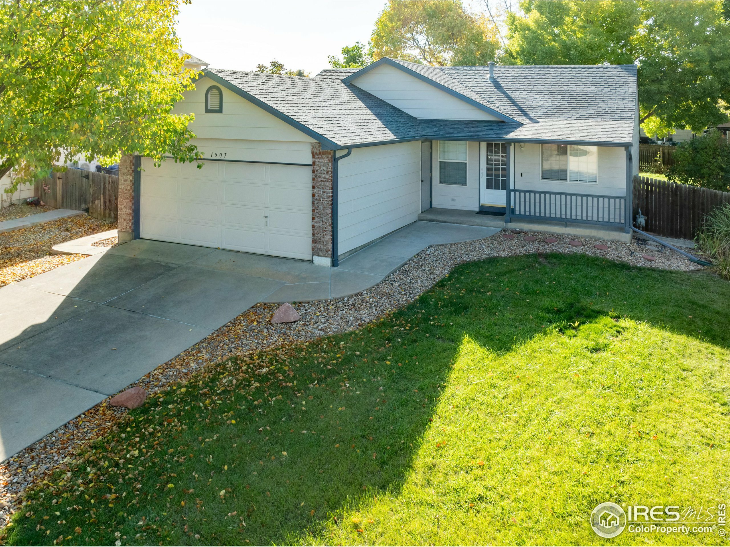 Property Photo:  1507 Monarch Dr  CO 80504 