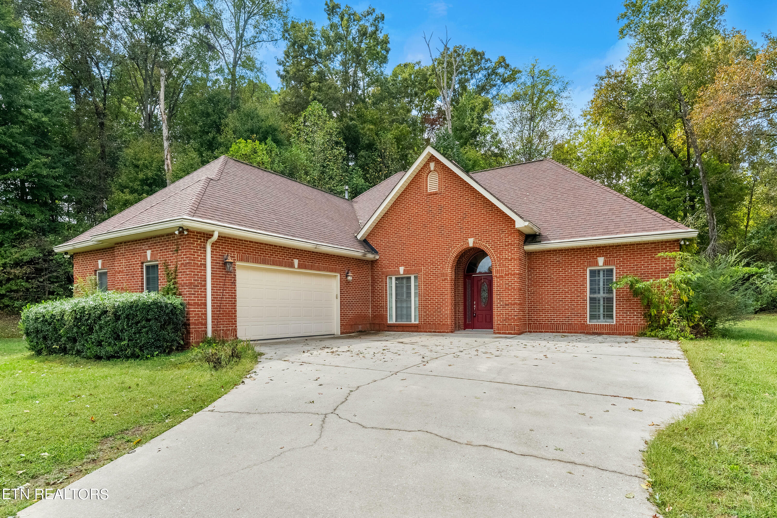 Property Photo:  1900 Old Hickory Lane  TN 37772 