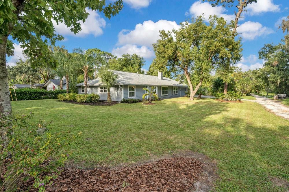 Property Photo:  235 Oakdale Street  FL 34786 