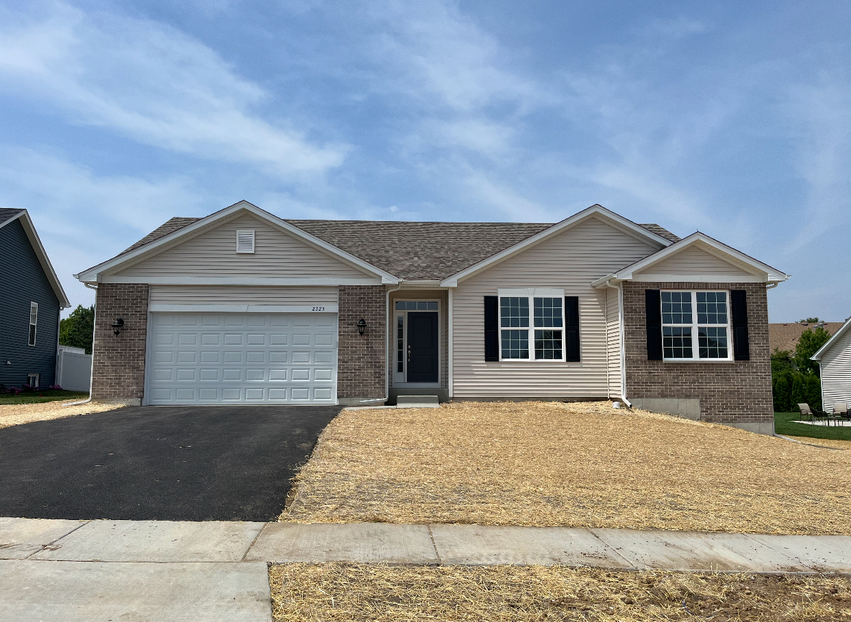 Property Photo:  2325 Truman Trail  IL 60051 