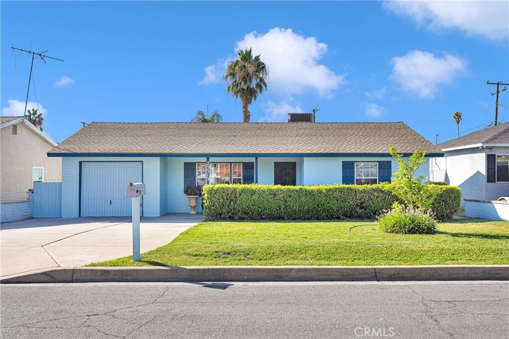 Property Photo: 25513 Amanda Street CA 92404