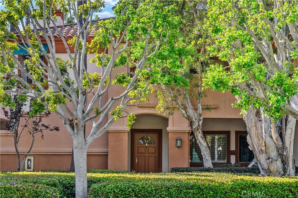 Property Photo:  16 Villa Point Drive  CA 92660 