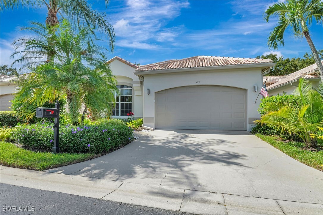 Property Photo:  170 Vista Lane  FL 34119 