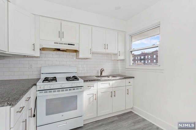 Property Photo:  86 Chestnut Street 2  NJ 07070 