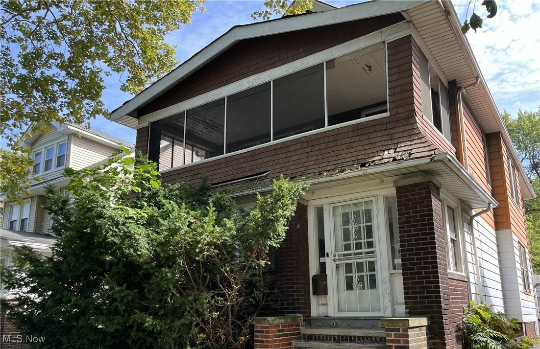 Property Photo: 471 E 143rd Street OH 44110