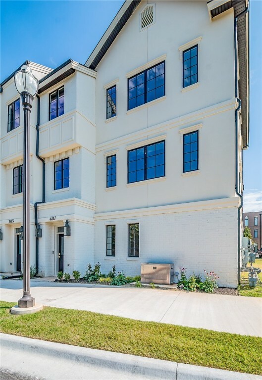 Property Photo: 4117 S Champions Drive AR 72758