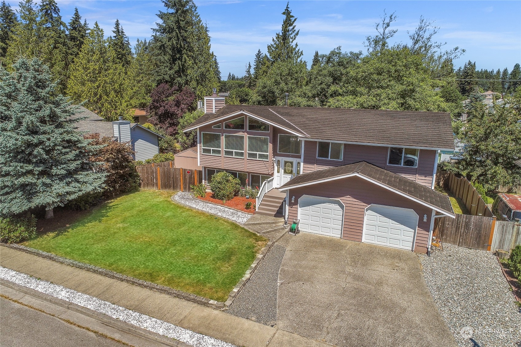 5505 170th Place SW  Lynnwood WA 98037 photo