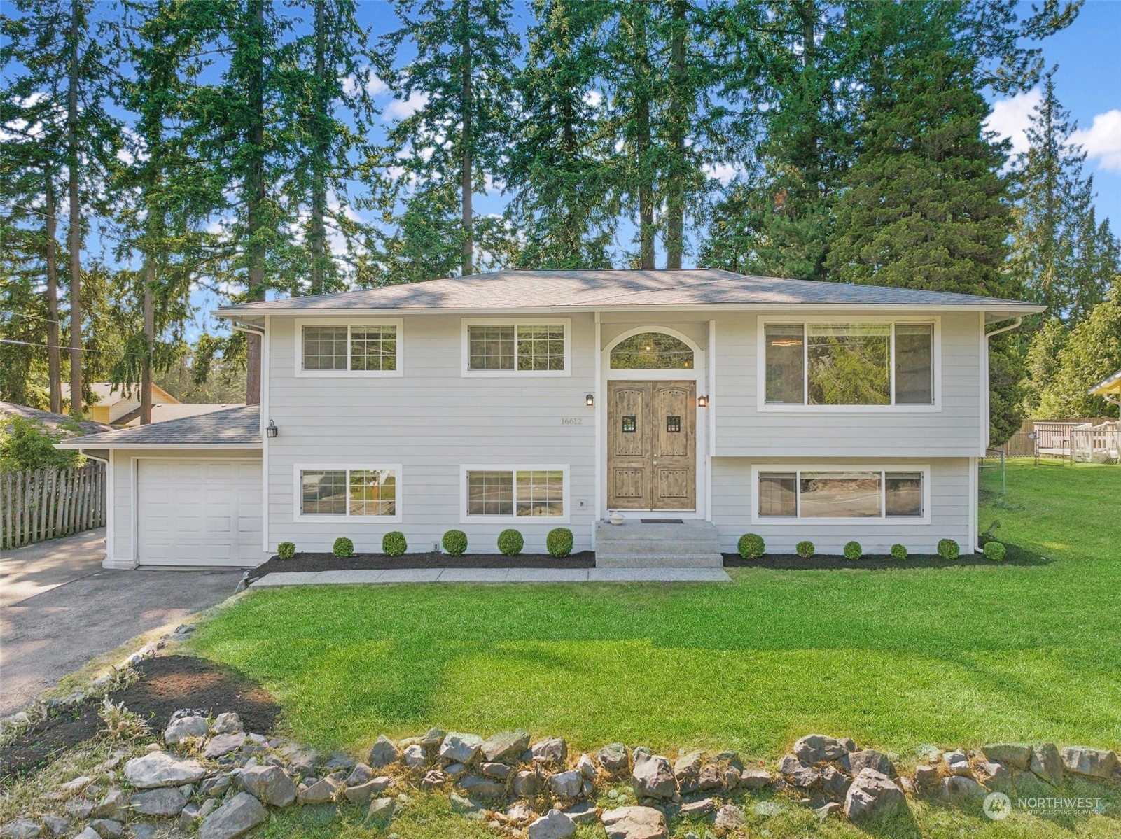 16612 62nd Avenue W  Lynnwood WA 98037 photo