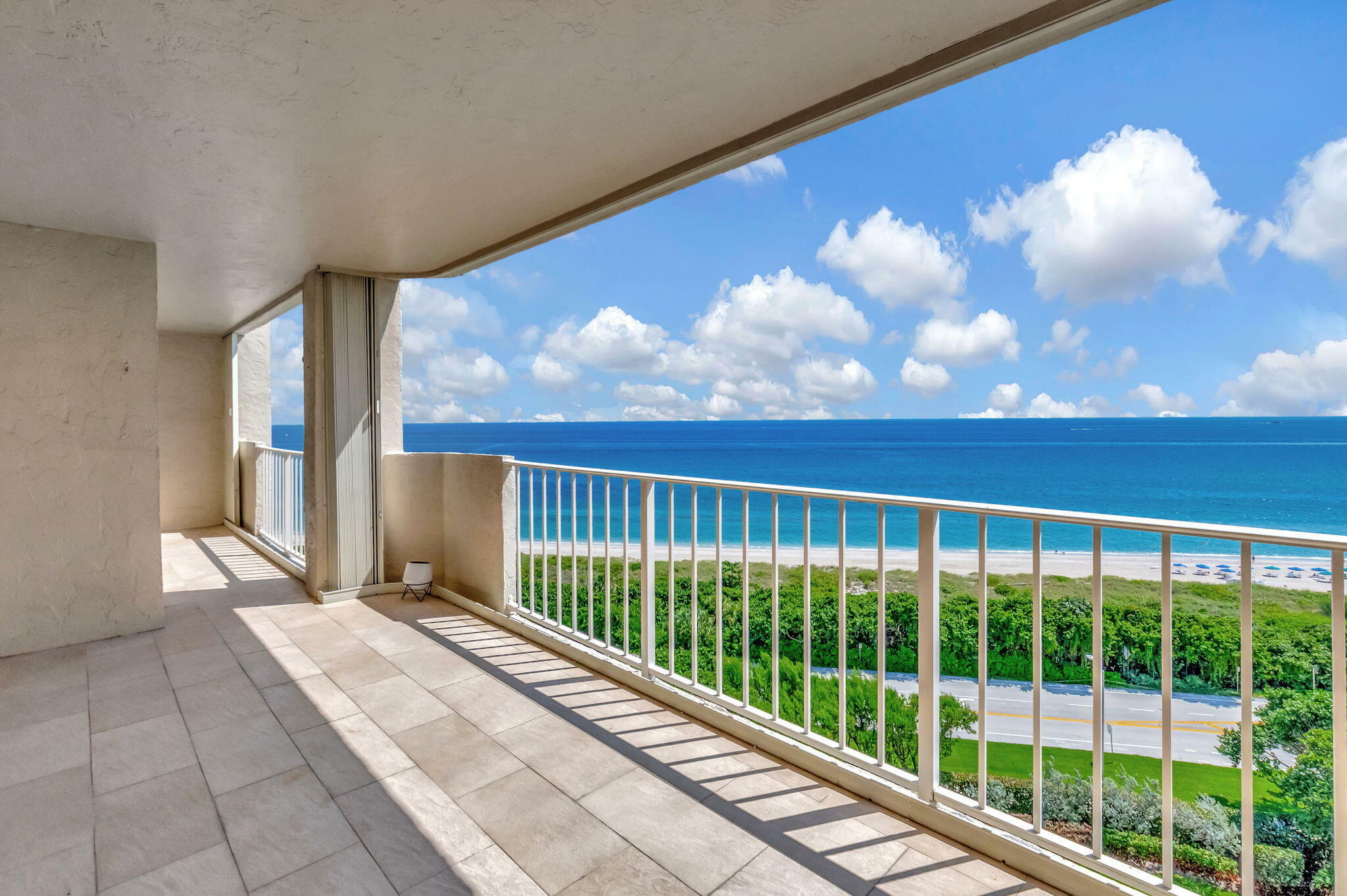 Property Photo:  4301 N Ocean Boulevard 1102  FL 33431 