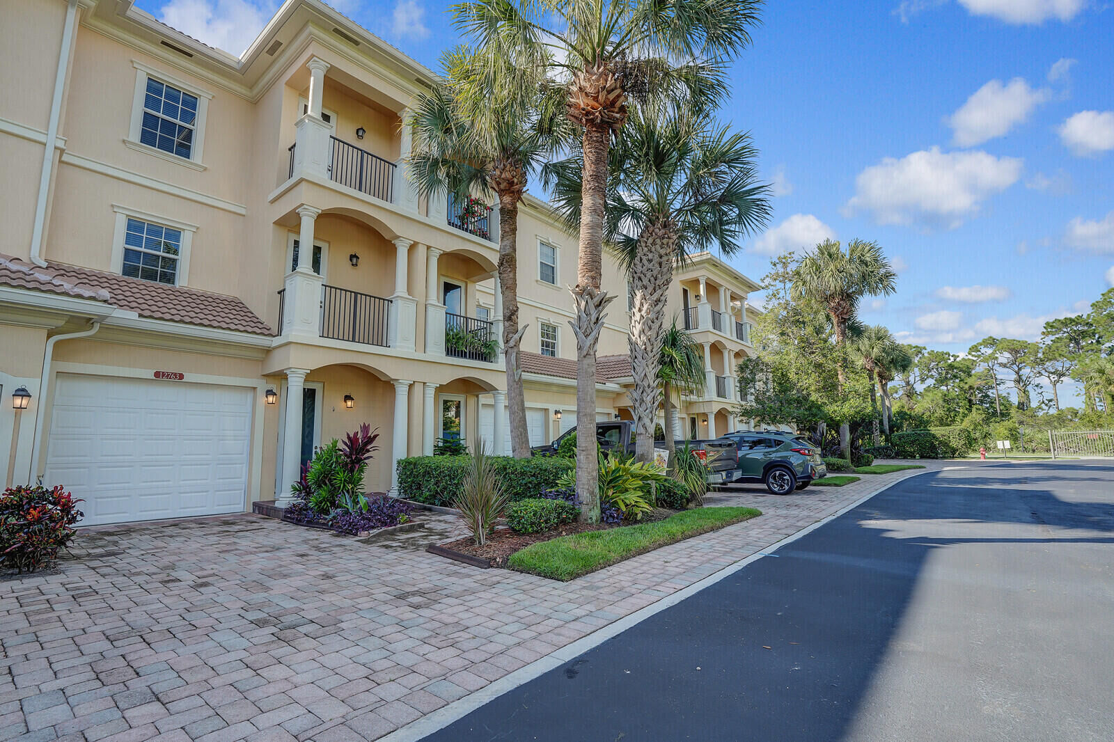 Property Photo:  12763 SE Old Cypress Drive  FL 33455 