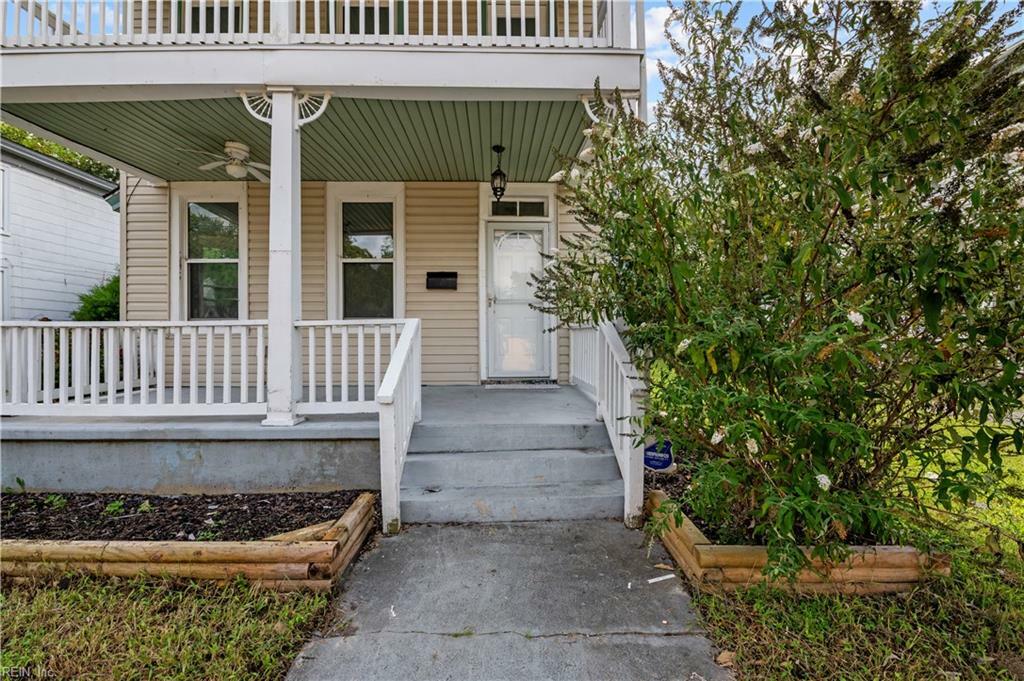 Property Photo:  117 S Curry Street  VA 23663 