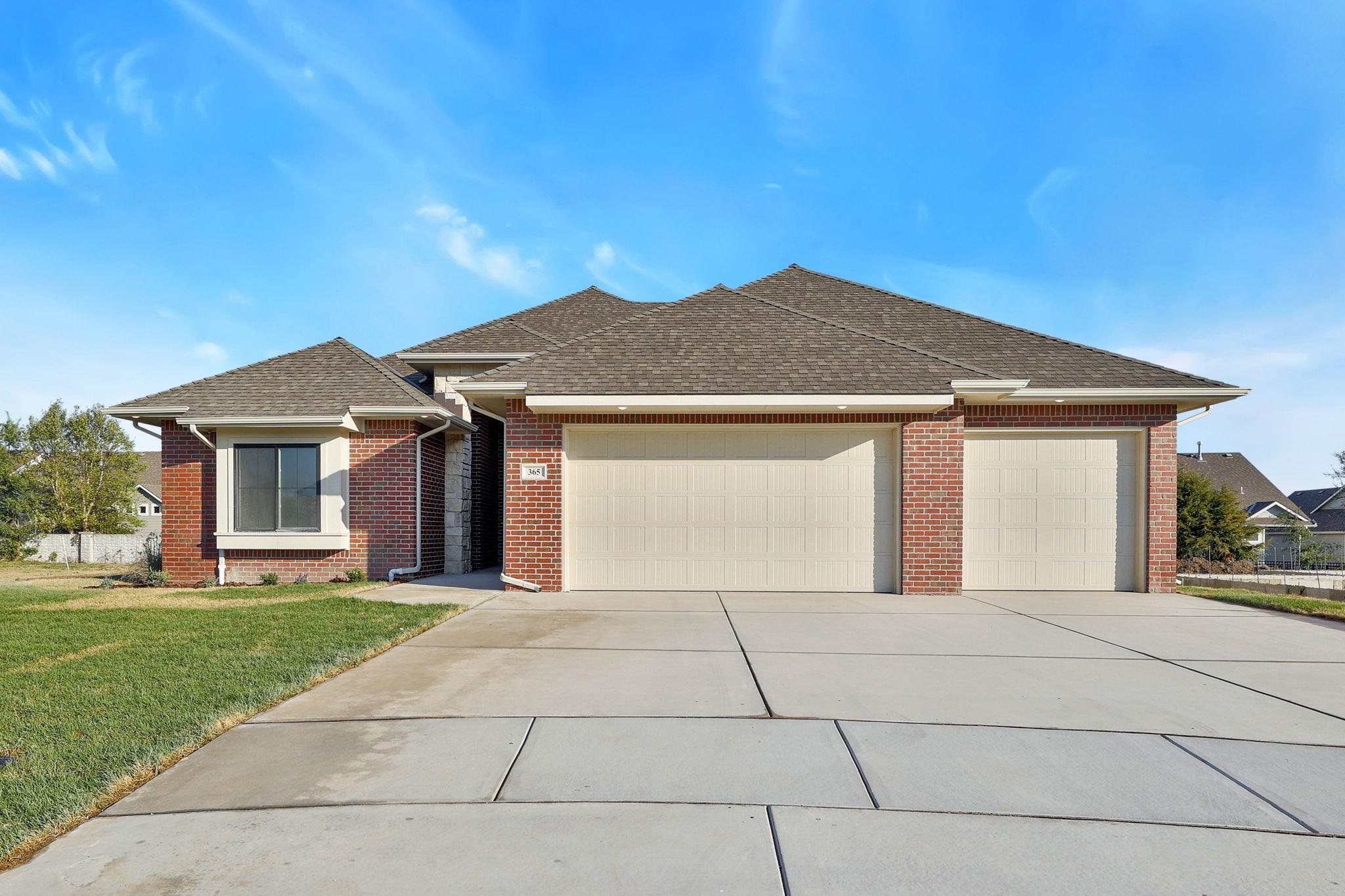 Property Photo:  365 N Jackson Heights Ct  KS 67206 