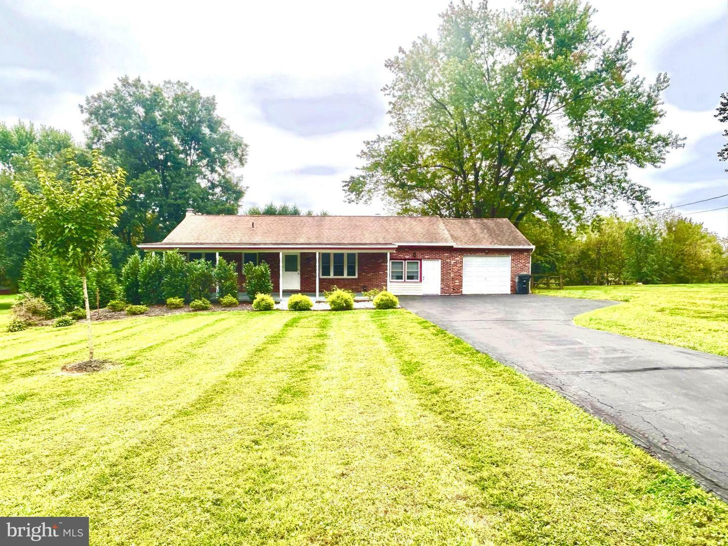 Property Photo:  219 Faggs Manor Road  PA 19330 