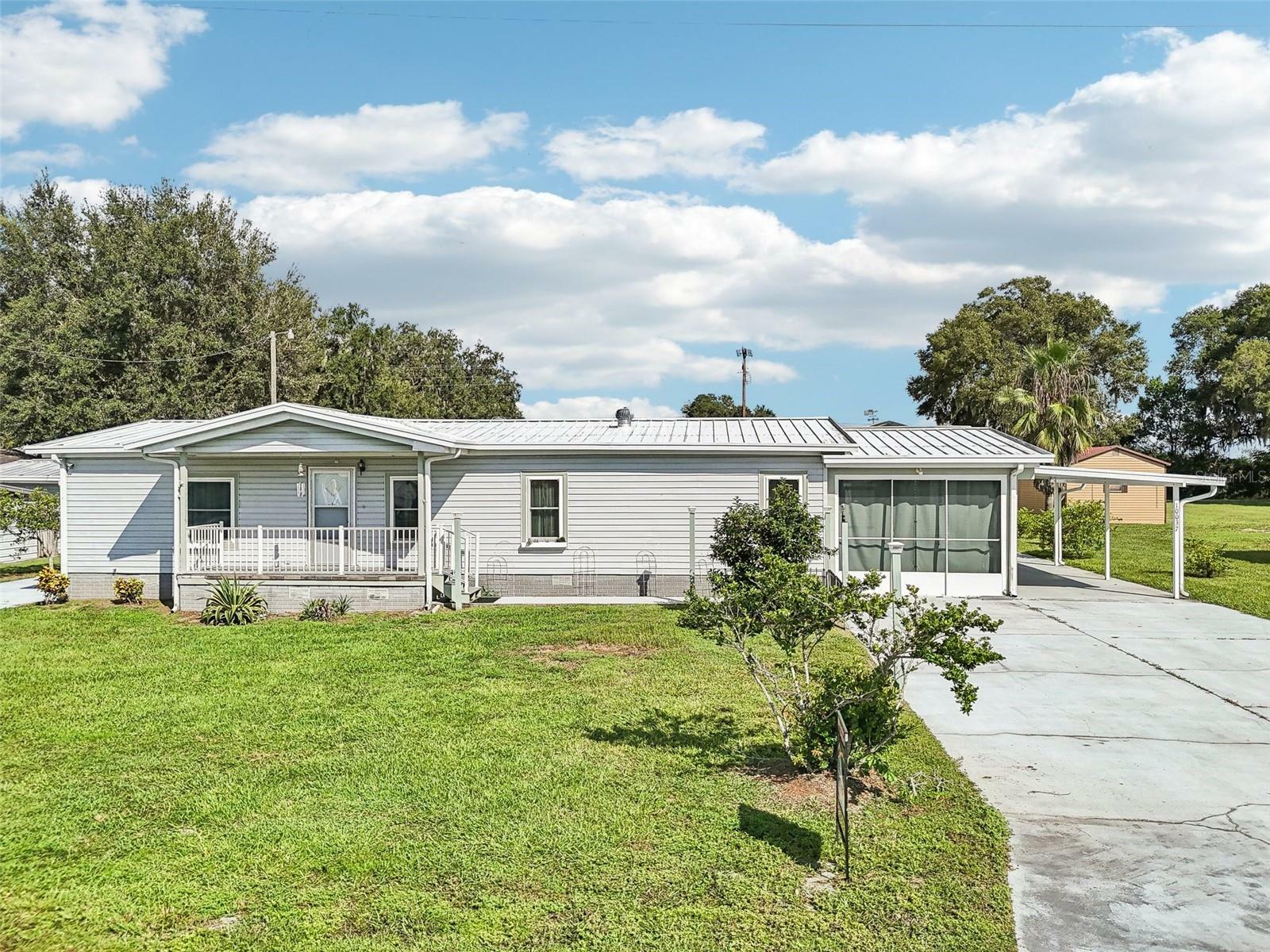 Property Photo:  10037 SE 24th Drive  FL 33597 