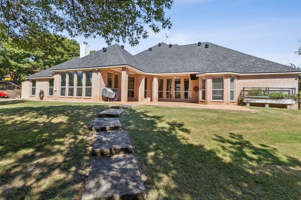 Property Photo: 117 Muir Hill Drive TX 76008