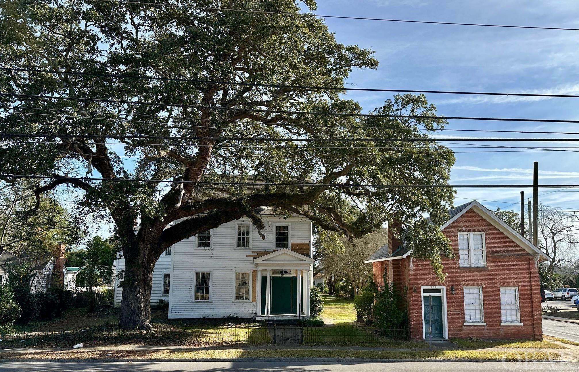 Property Photo:  204 S Road Street  NC 27909 