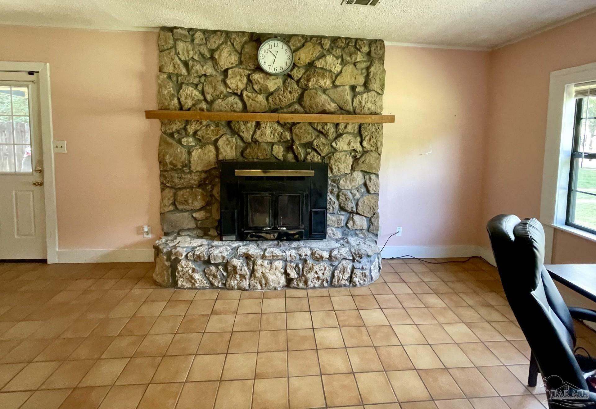 Property Photo:  4256 Burbank Dr  FL 32583 