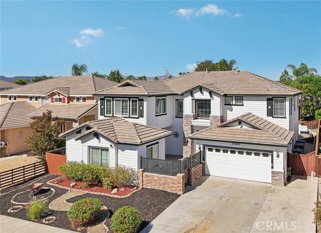 Property Photo:  39662 Breezy Meadow Street  CA 92563 