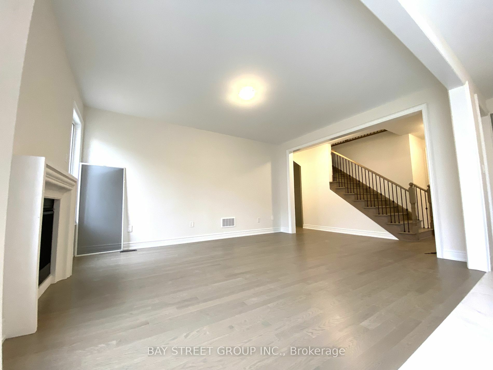 Property Photo:  53 Faimira Ave  ON L4P 0S9 