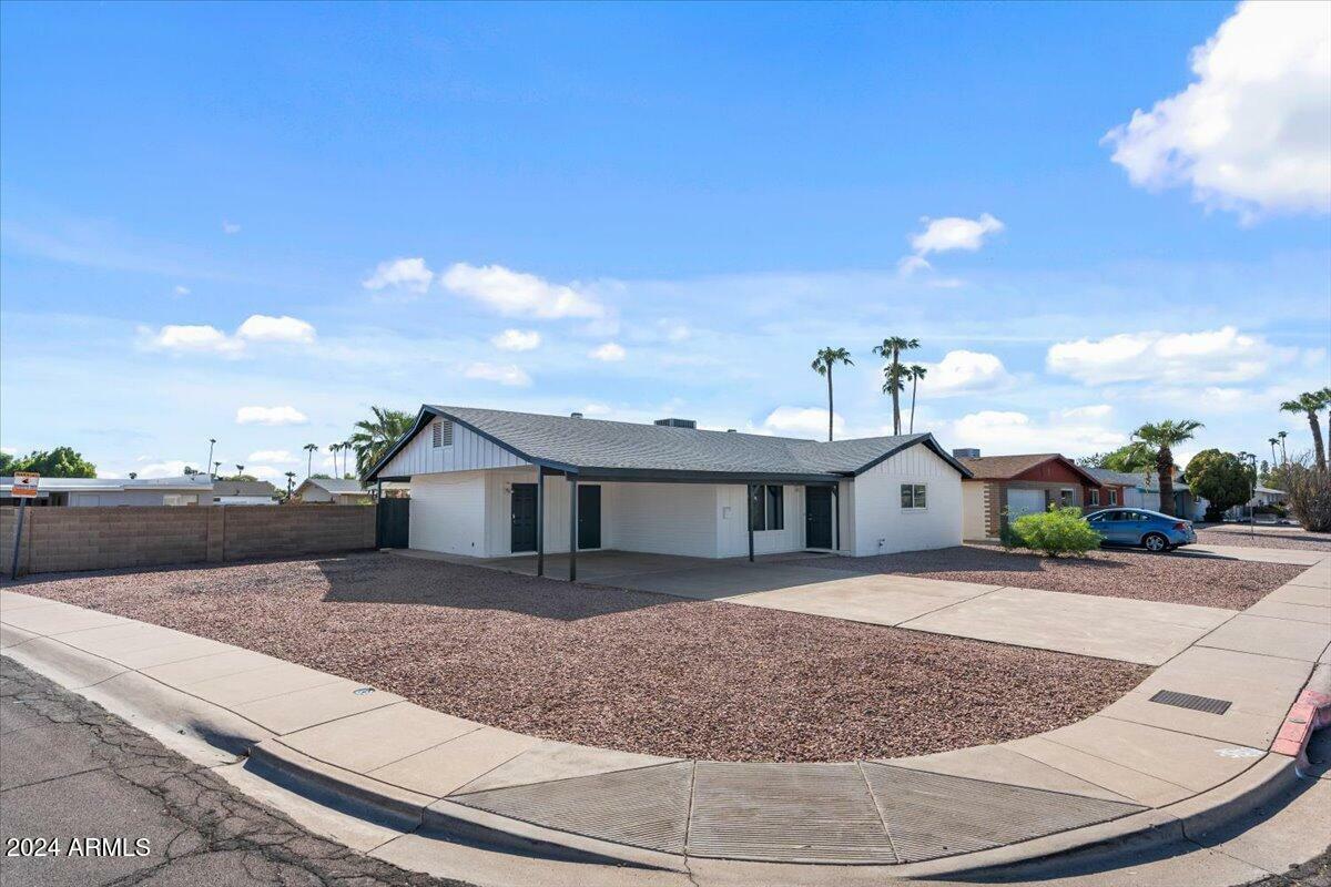 Property Photo:  2105 S River Drive  AZ 85282 