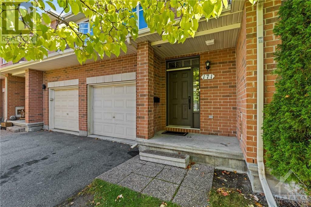 Photo de la propriété:  171 Hornchurch Lane  ON K2J 0J9 