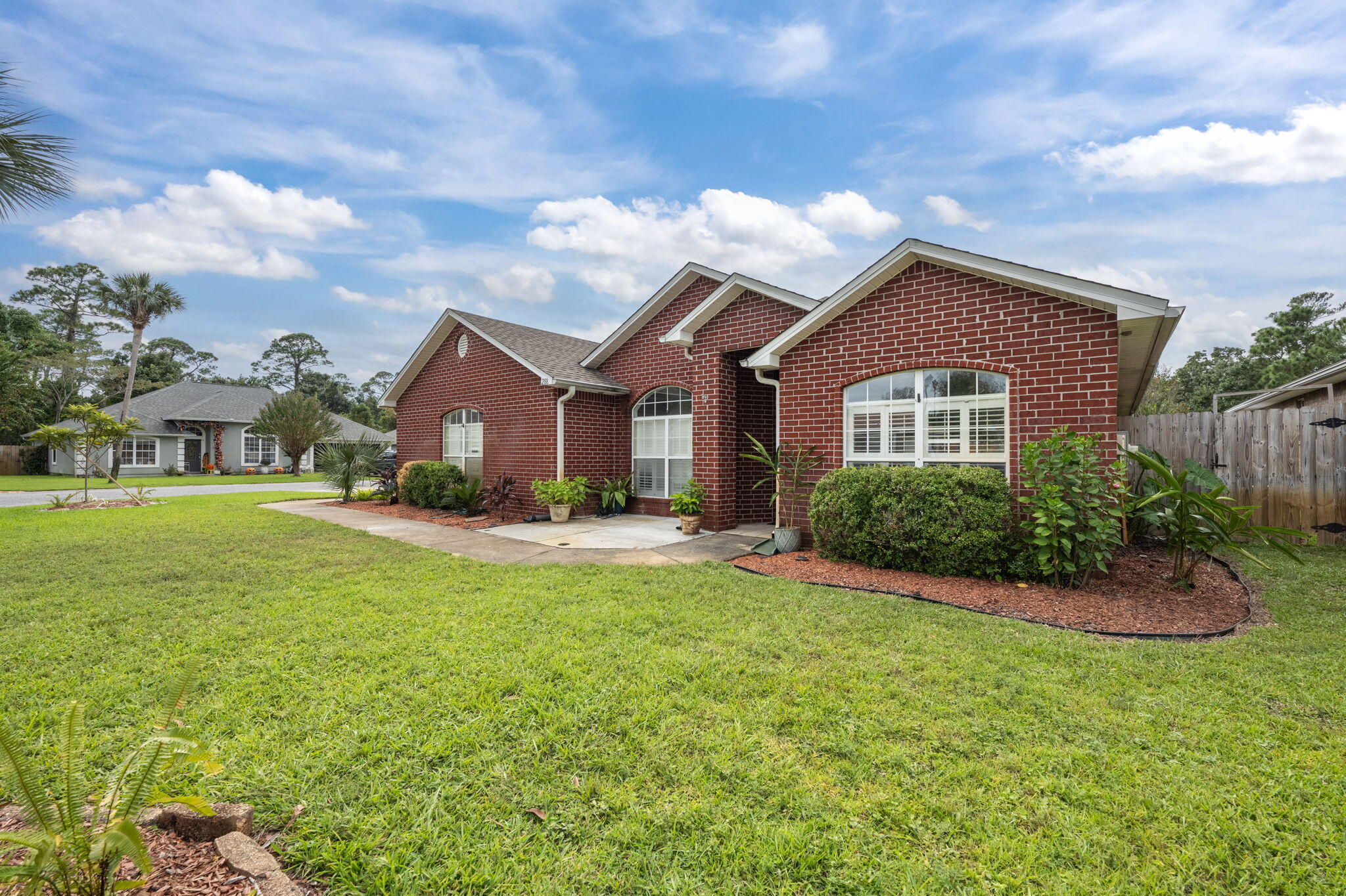 Property Photo:  288 Tecumseh Lane  FL 32569 