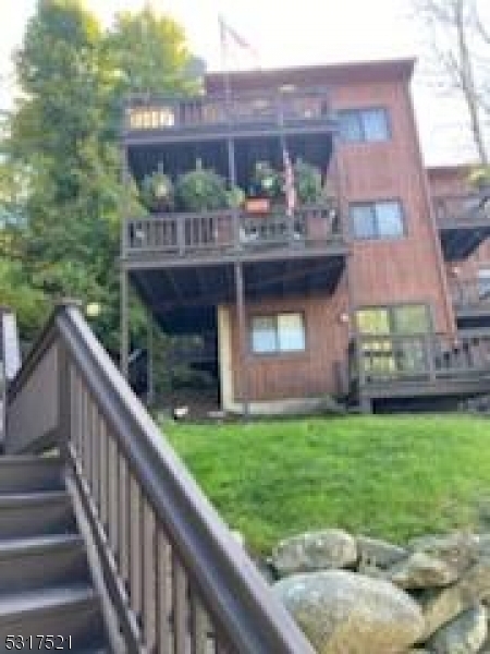 Property Photo:  4 Red Lodge Dr 5  NJ 07462 