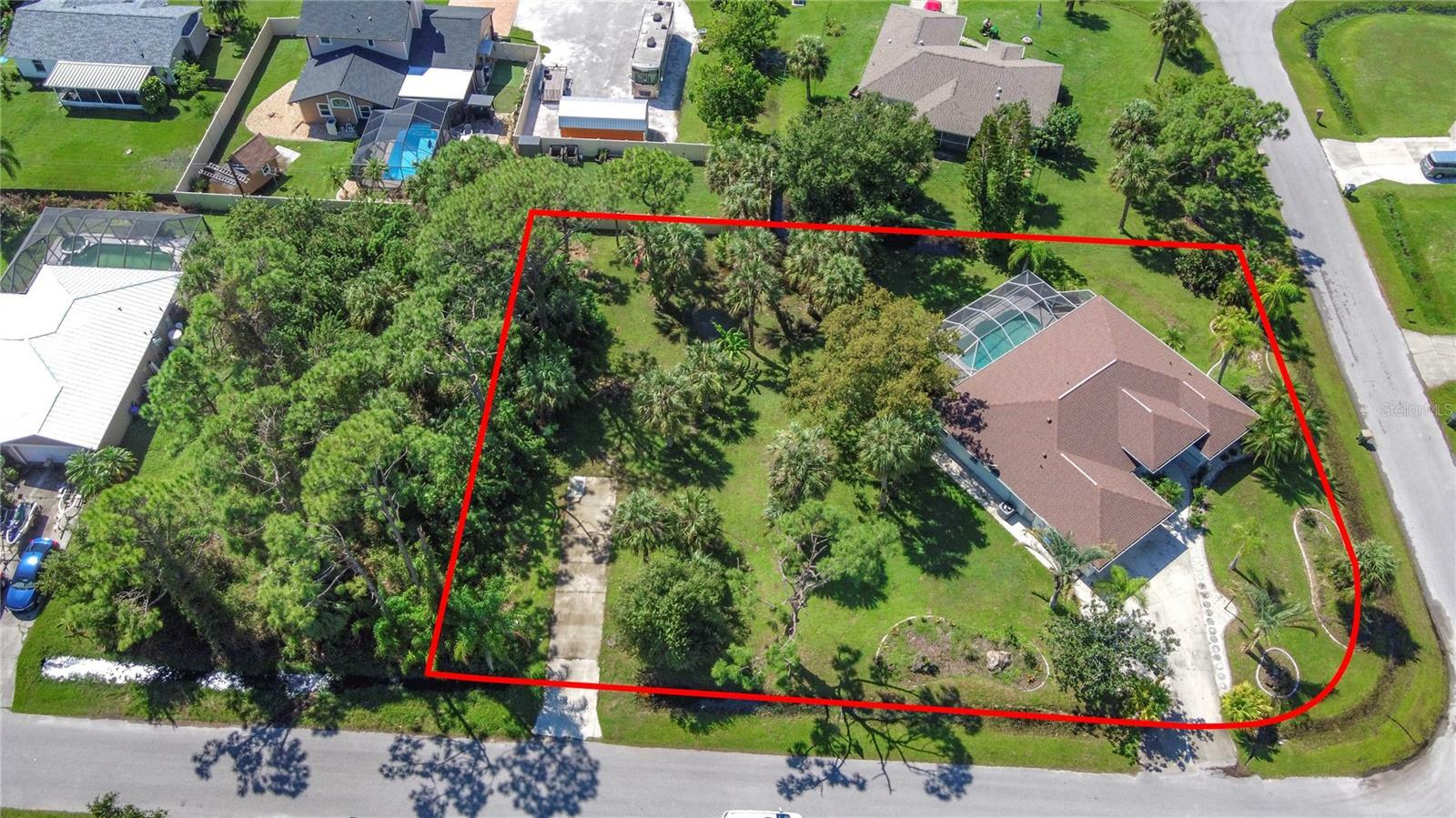 Property Photo:  2899 Ensenada Lane  FL 34286 