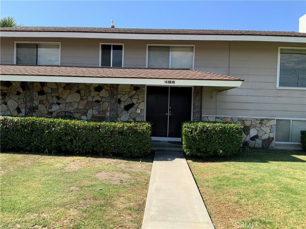 Property Photo:  26161 Adrienne Way  CA 92544 