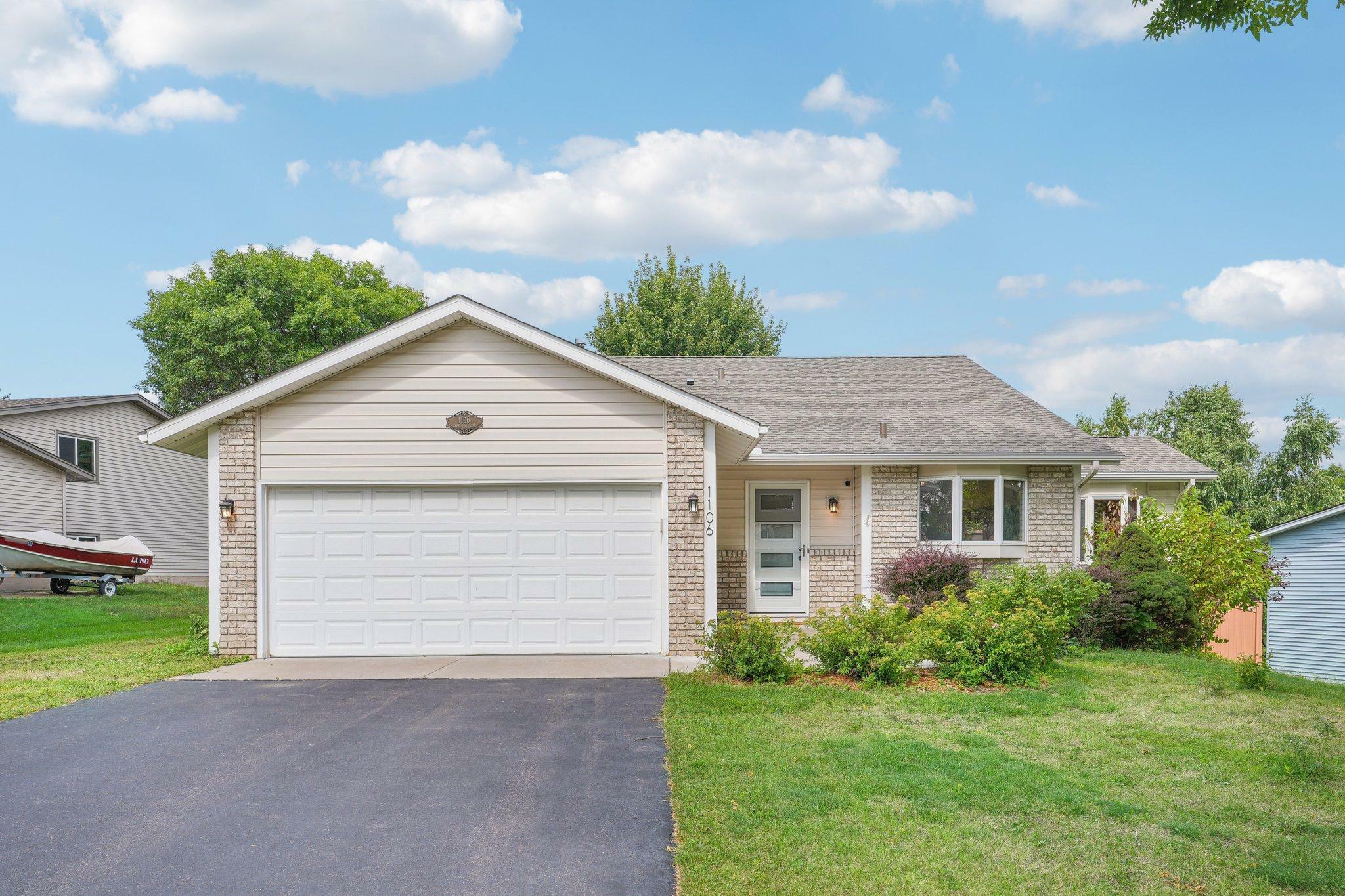 1106 Overlook Drive  Woodbury MN 55125 photo