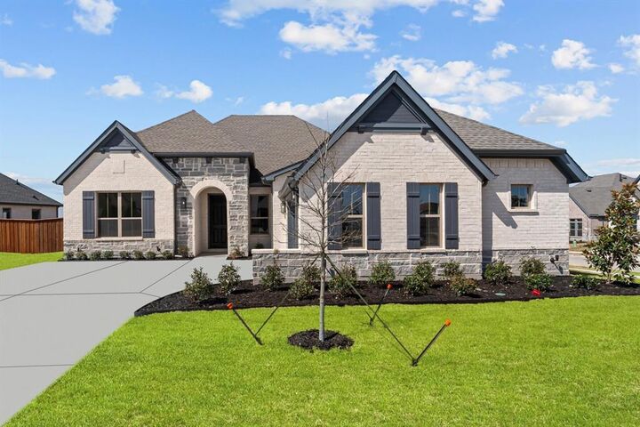 Property Photo: 113 Calf Lane TX 76065