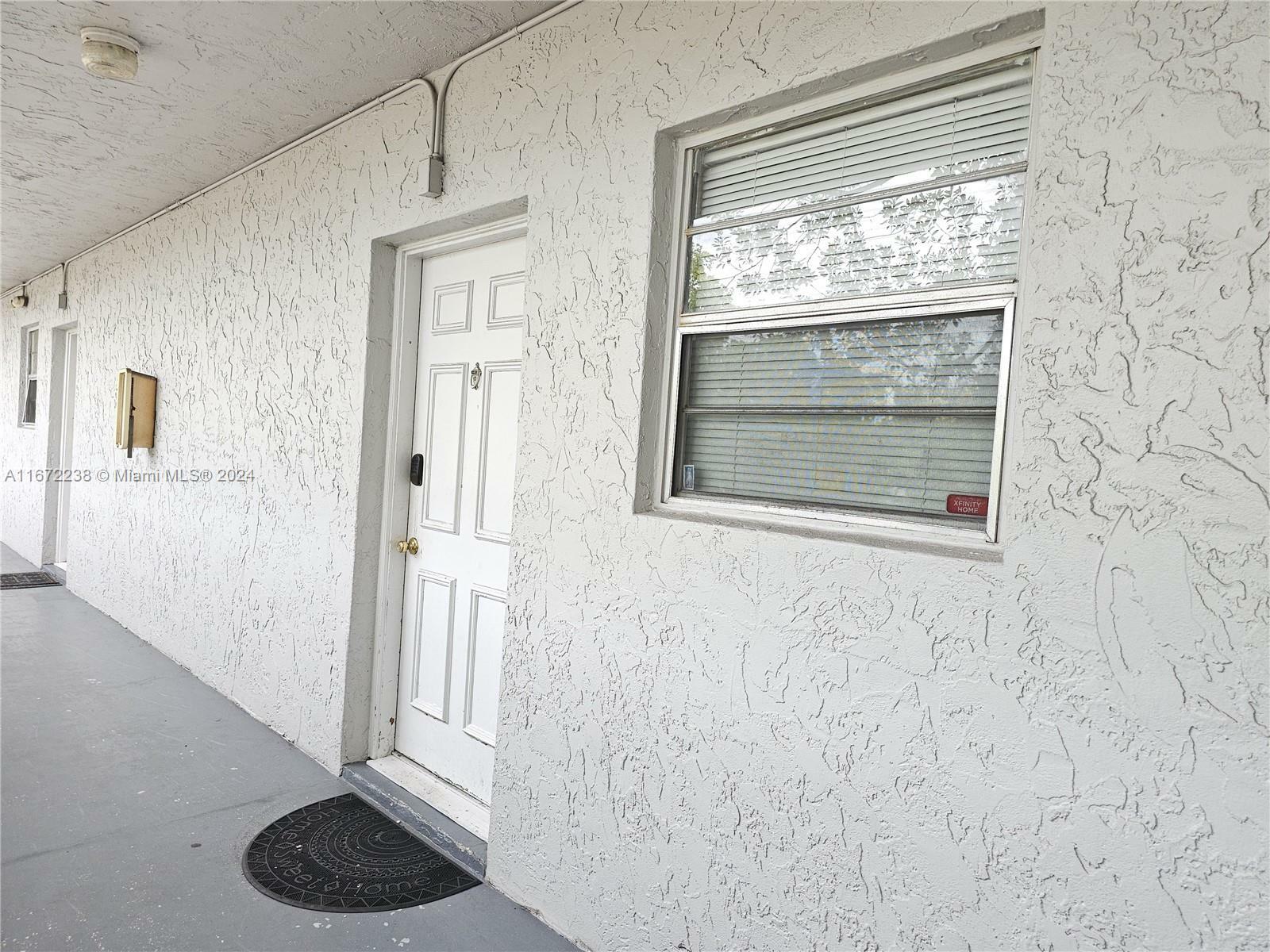 Property Photo:  17255 SW 95th Ave 262  FL 33157 