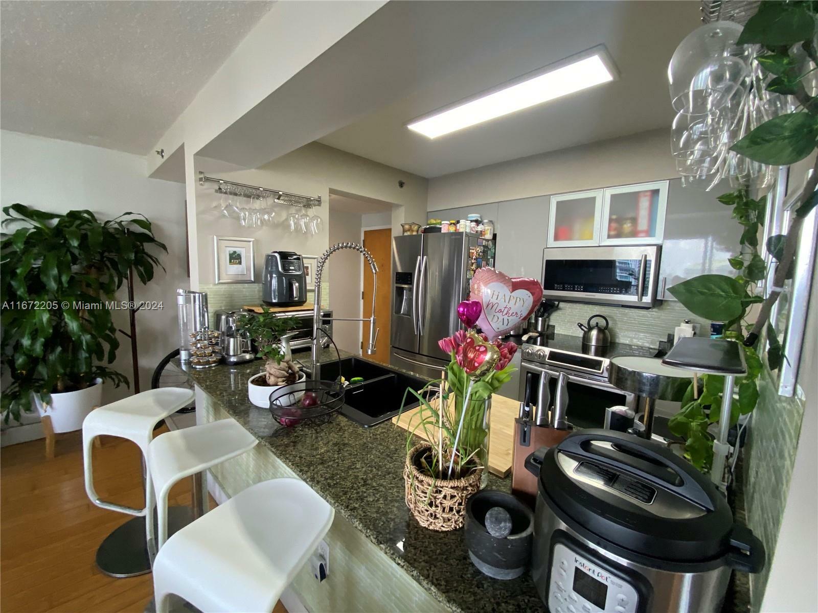 Property Photo:  1200 Brickell Bay Dr Ph 4123  FL 33131 