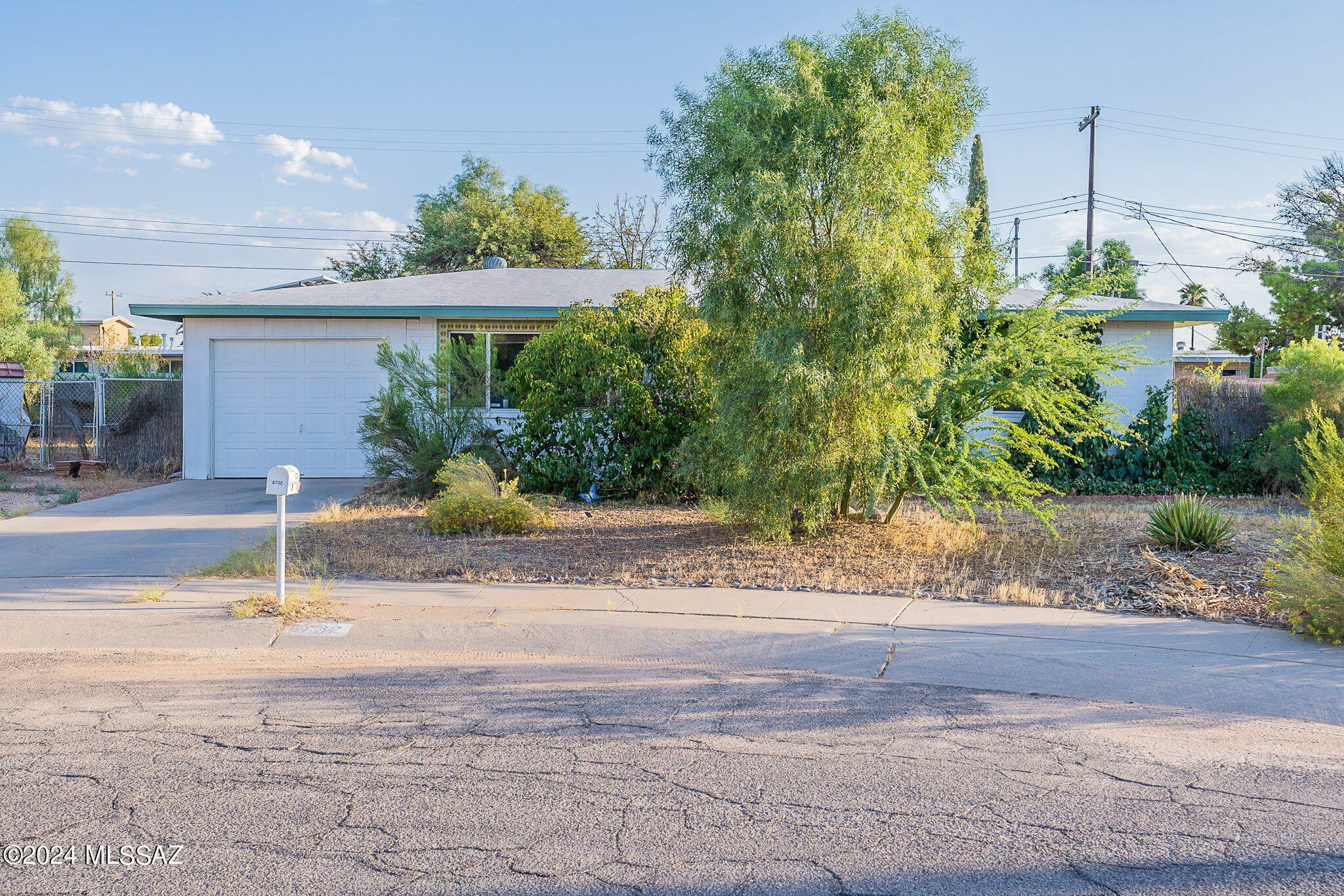 Property Photo:  6732 E 39th Street  AZ 85730 