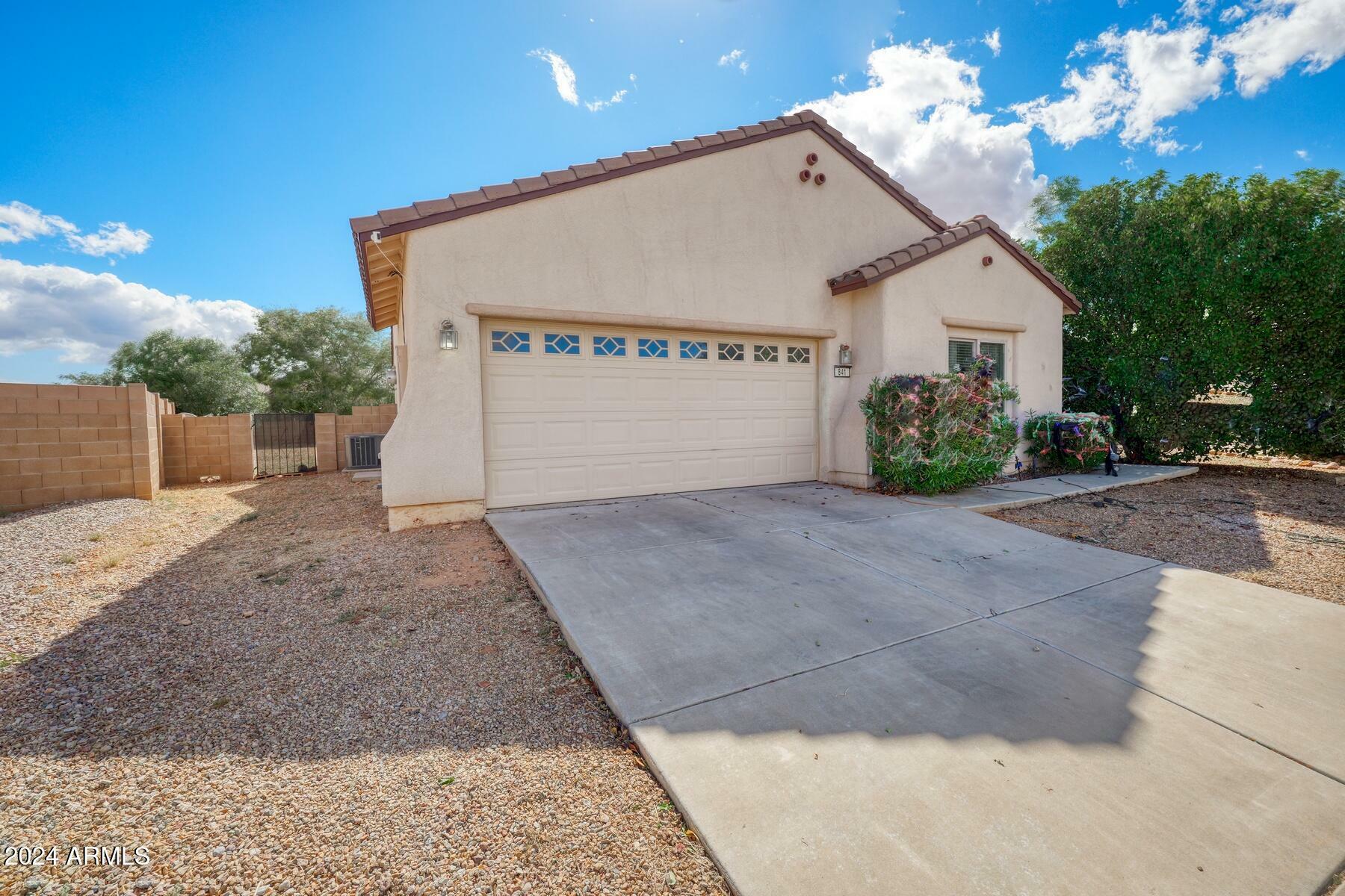 Property Photo:  841 Chimayo Court  AZ 85635 