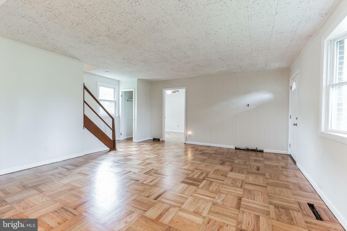 Property Photo:  999 Netherwood Drive  PA 19422 