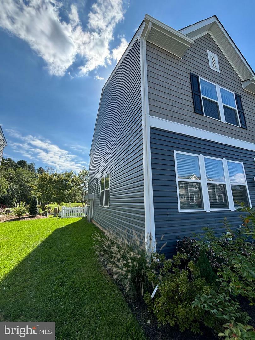 Property Photo:  116 Island Lark Way  MD 21620 