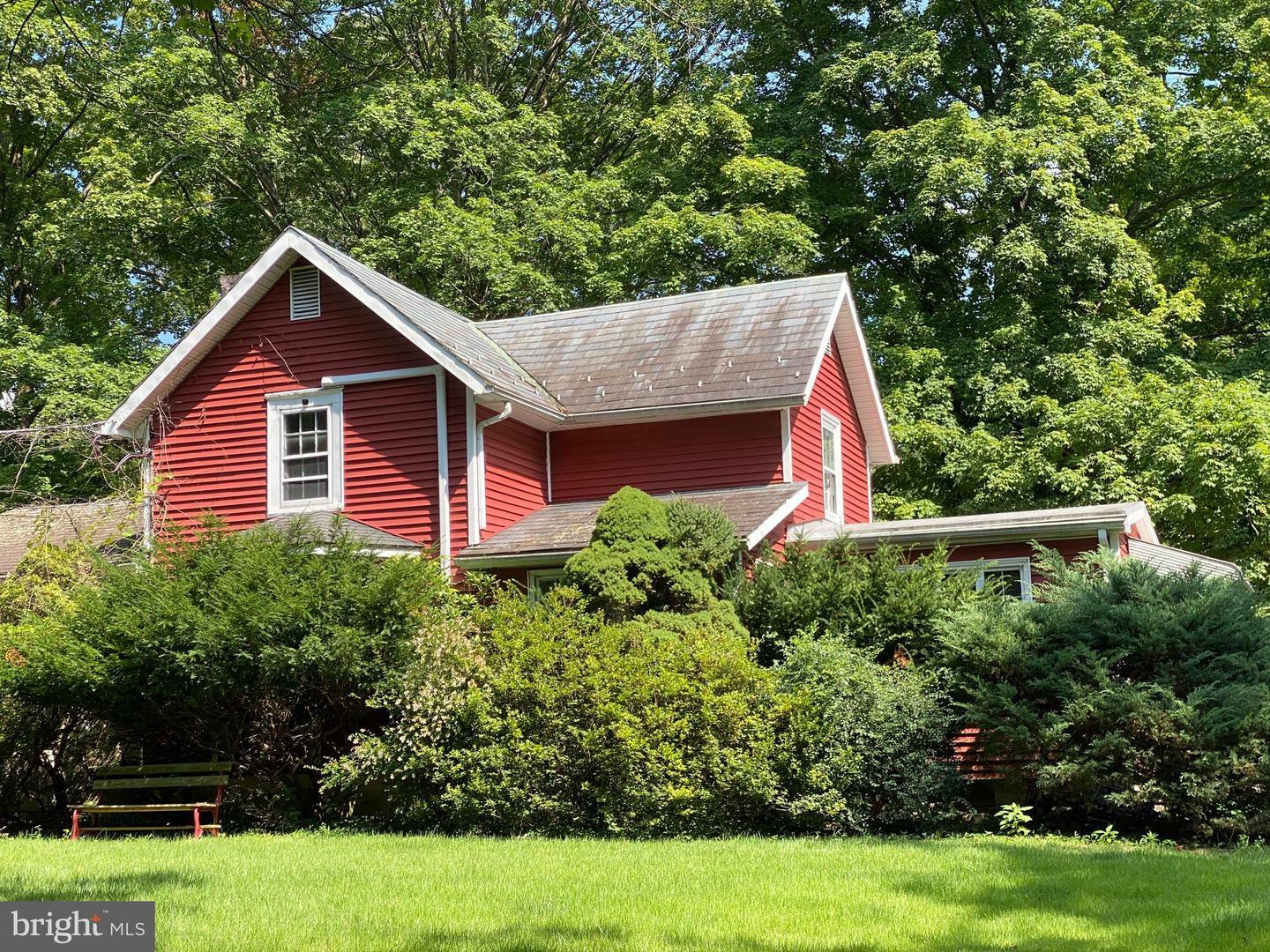 Property Photo:  631 Spring Valley Road  PA 18901 