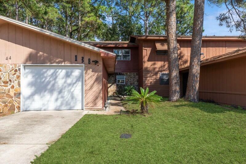 Property Photo:  44 5th Street Unit 138  FL 32579 