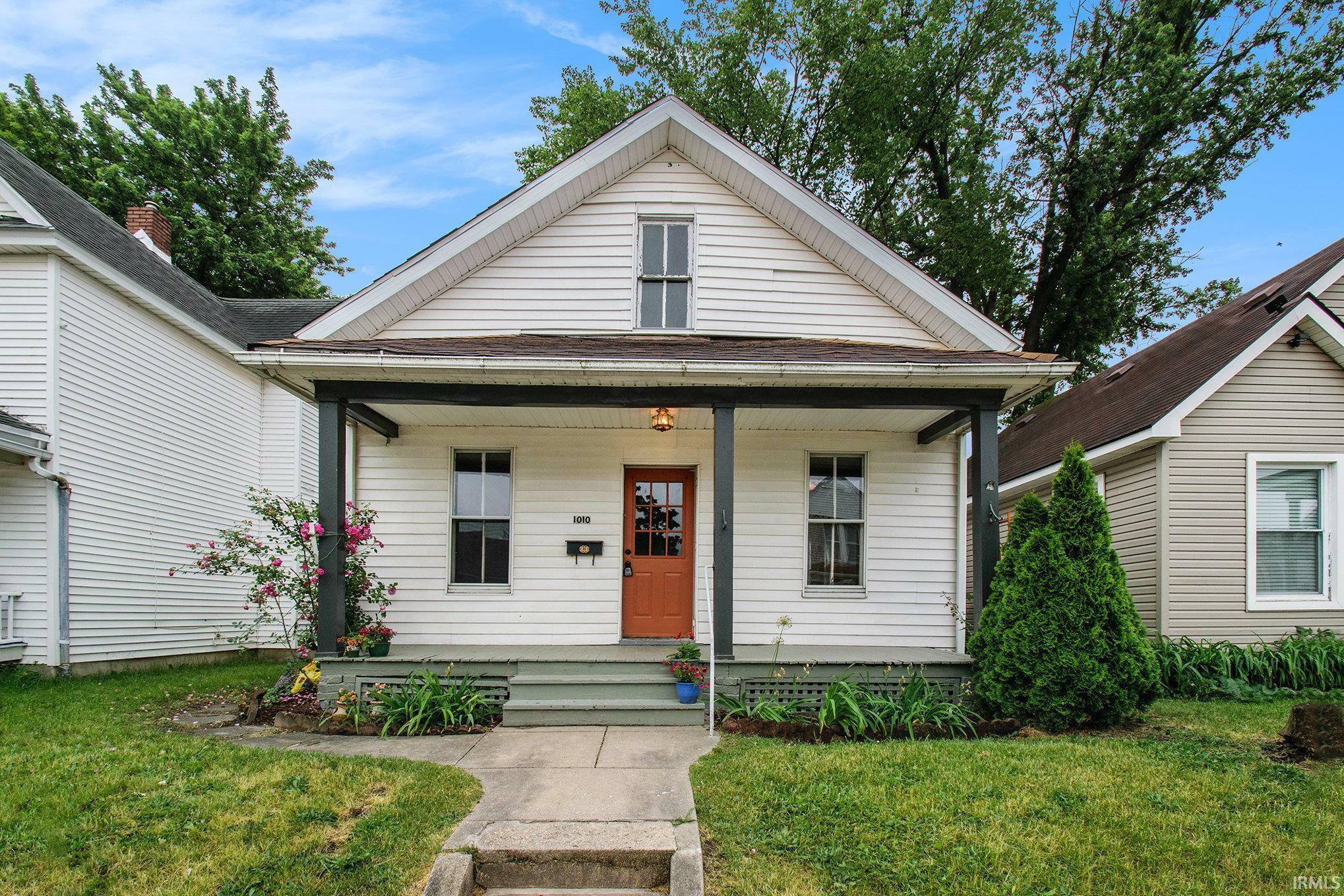 Property Photo: 1010 Quimby Street IN 46617-3217