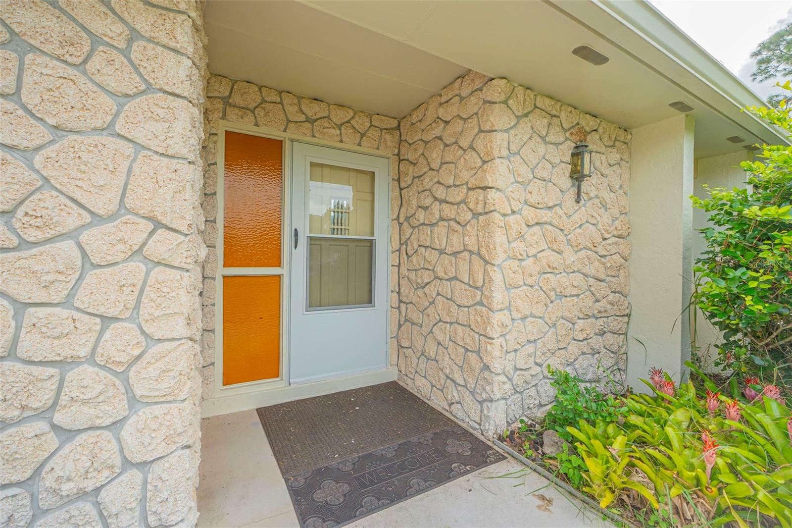 Property Photo:  130 Beechwood Lane  FL 32137 