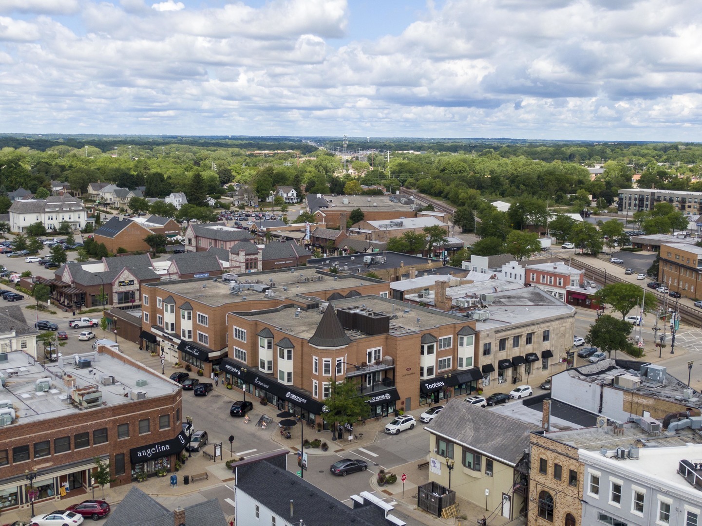 Property Photo:  100 E Station Street 312  IL 60010 