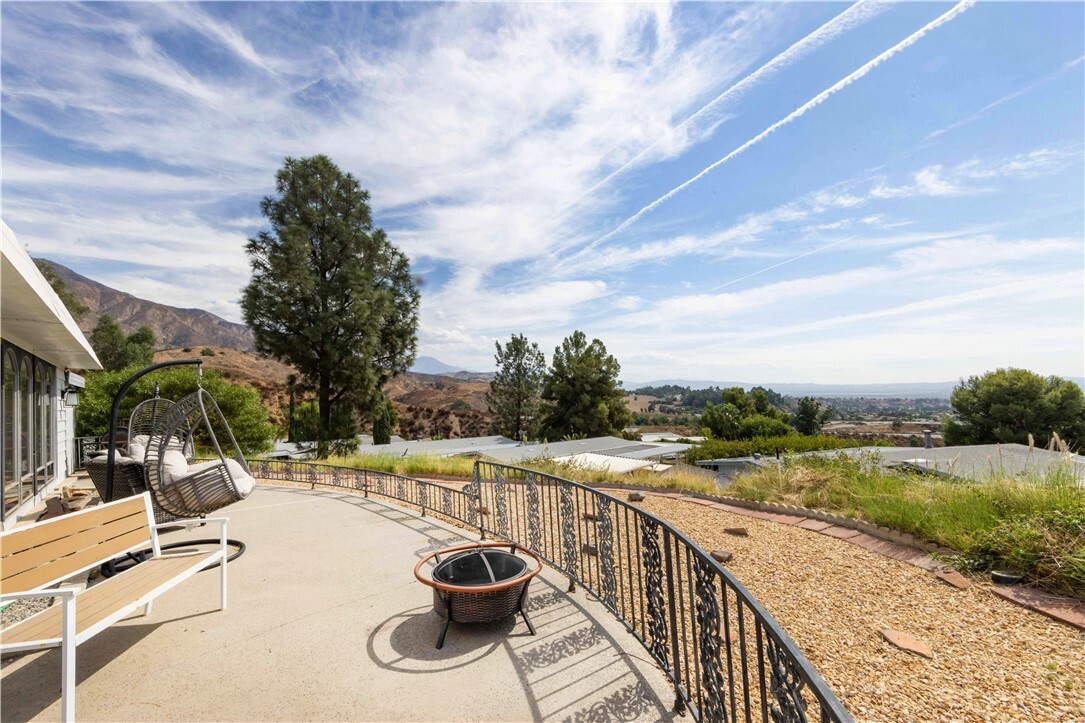 Property Photo:  4040 E Piedmont Drive 116  CA 92346 