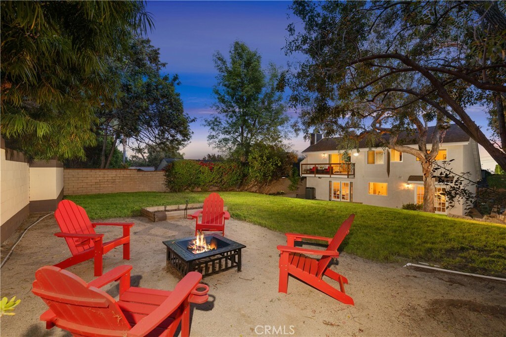 Property Photo:  651 W Alegria Avenue  CA 91024 