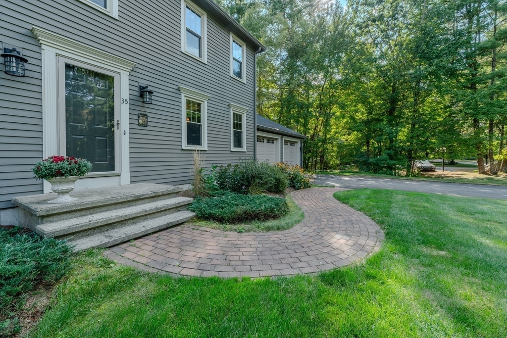 Property Photo:  35 Meadow Lane  MA 01886 