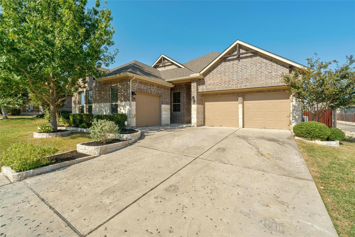 Property Photo:  18336 Orvieto Drive  TX 78660 