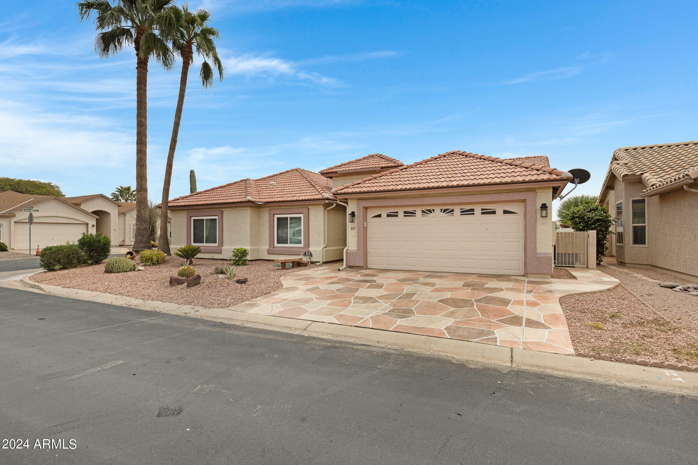 Property Photo:  1613 E Palm Beach Drive  AZ 85249 