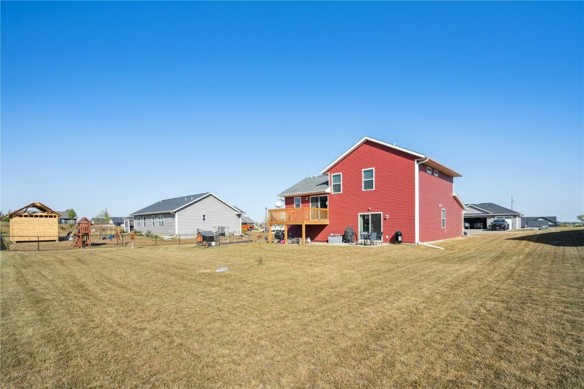 Property Photo:  2780 Sage Street  IA 52324 