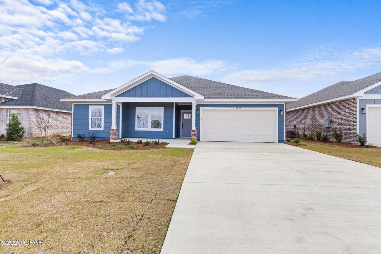 Property Photo: 3856 Red Deer Circle FL 32404