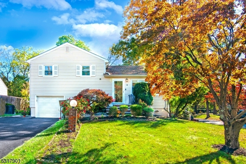 Property Photo:  2 Milton Ave  NJ 07901 